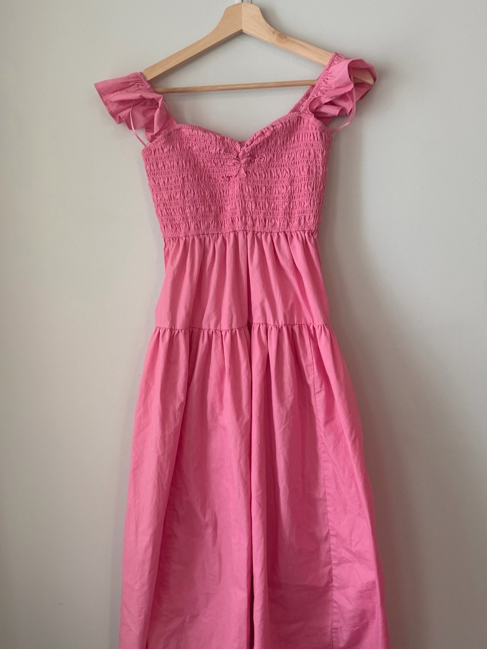 Abercrombie & Fitch Ruffle Strap Smocked Midi Dress 🌸 - Picture 2 of 5
